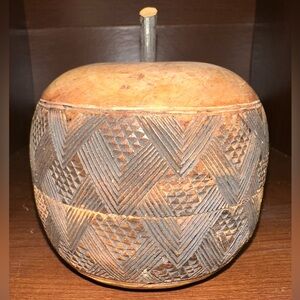 Single Vintage Carved Wooden Apple 4” Tx3.5”D Ranch Farmhouse Fall Fruit Display